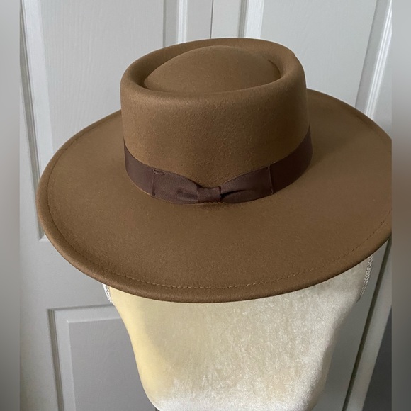 New Broad Brim Fedora Hat - Picture 6 of 8